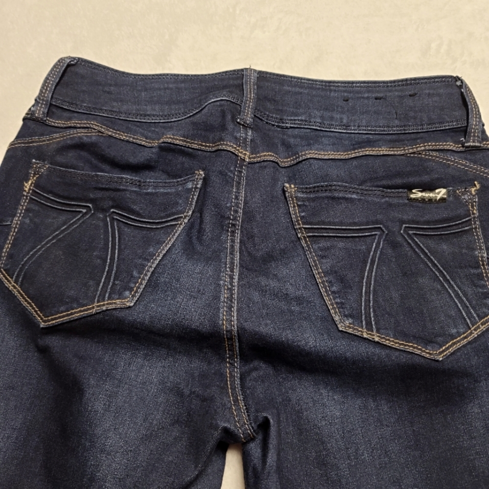 NWOT SEVEN 7 BOOTY SHAPER JEGGINGS